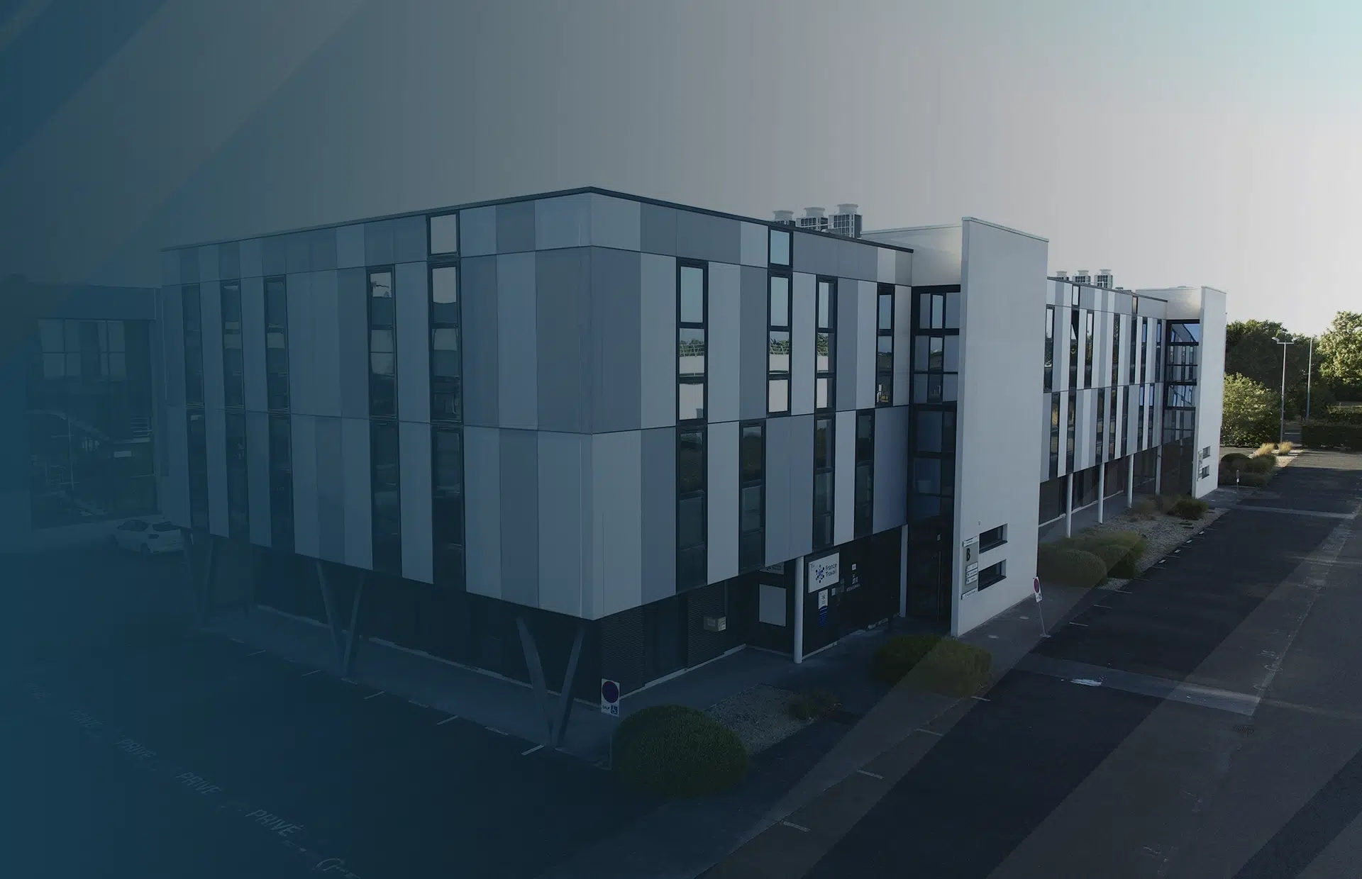 home idmsolution pic headenew